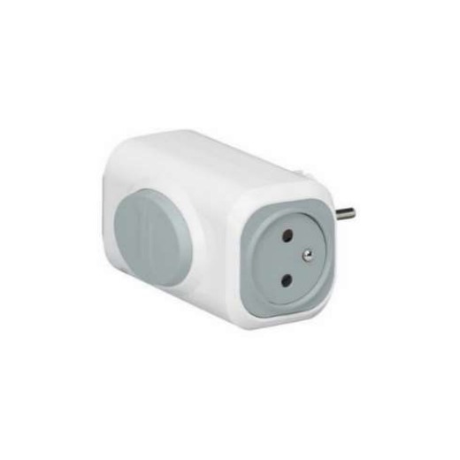 Legrand — FMP 2X2P+T FR LAT EXTRACTION